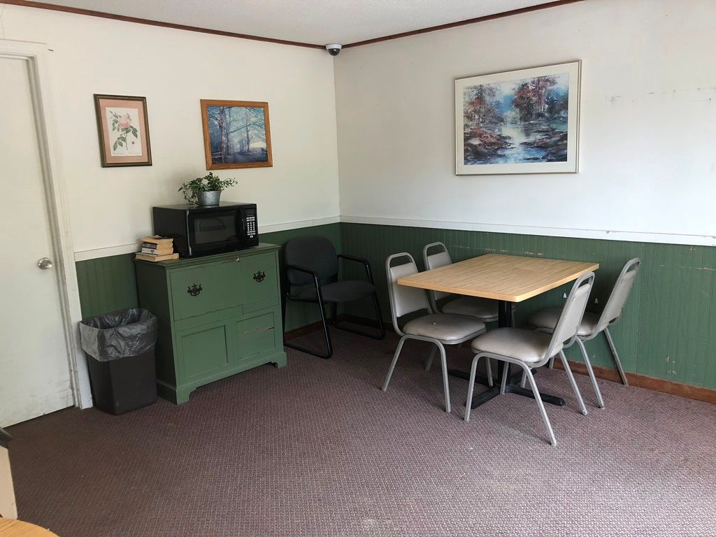 395 Canaan Rd, Skowhegan, ME 04976